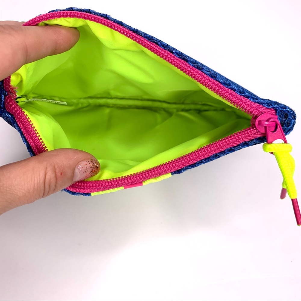 2/$7 Makeup Bag - Picture 3 of 3